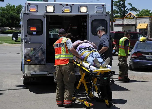 How Does a First Responder Use Their Medical Kit in Emergencies?